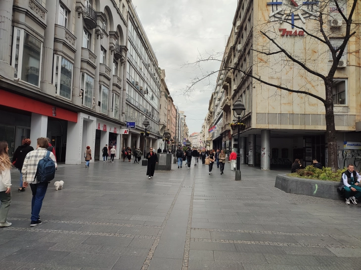 Власта во Србија е против вонредни парламентарни избори, студентите добиваат поддршка од опозицијата за барањето за распуштање на Собранието