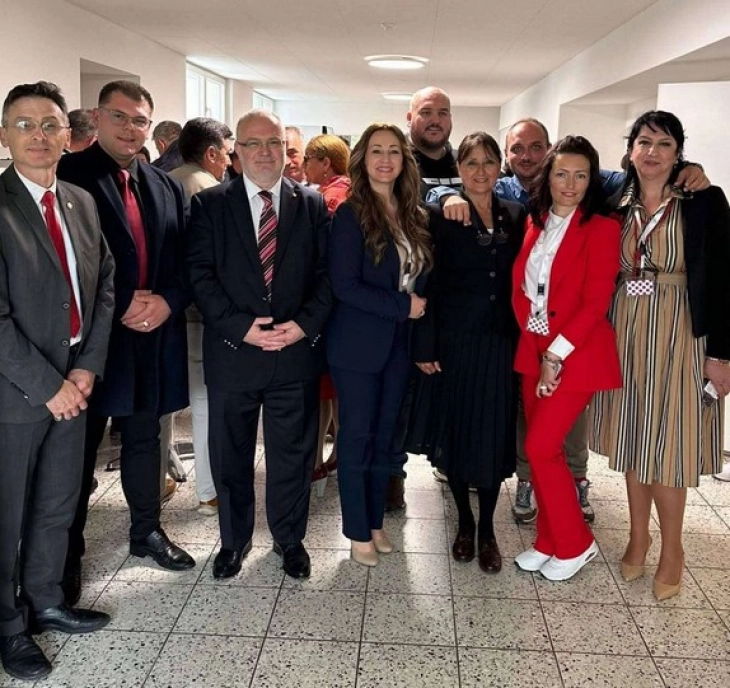 Конференција на Македонците во Швајцарија: Поцврсто обединување на македонската дијаспора од Швајцарија во едно претставничко тело