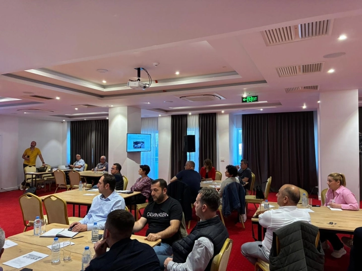 Во Охрид работилница за подобрување на инфраструктурата за собирање и управување со отпад