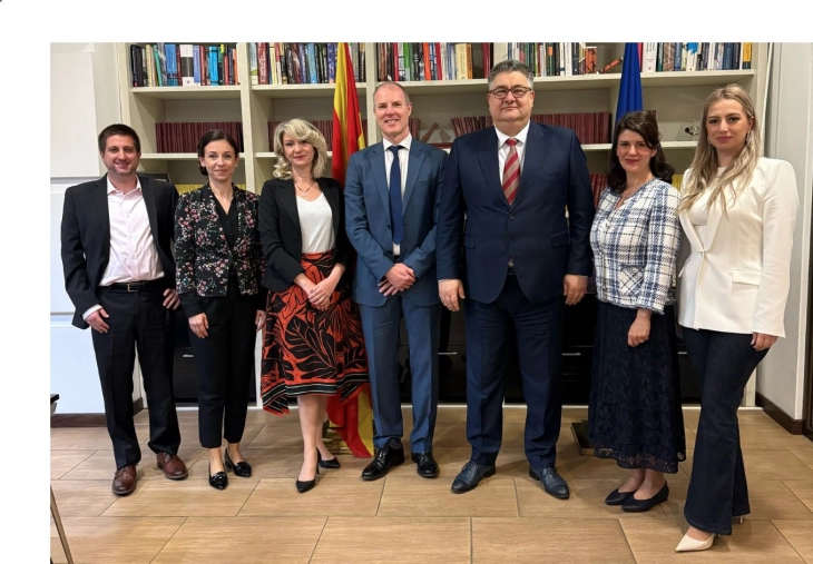 Minchev meets with Open Government Partnership Secretariat officials