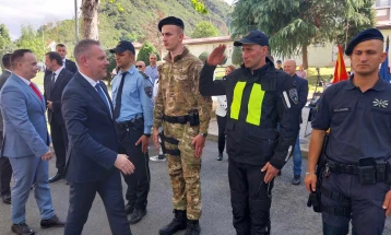 СВР Струмица го одбележа Денот на полицијата со изложба на поетски творби и цртежи од ученици