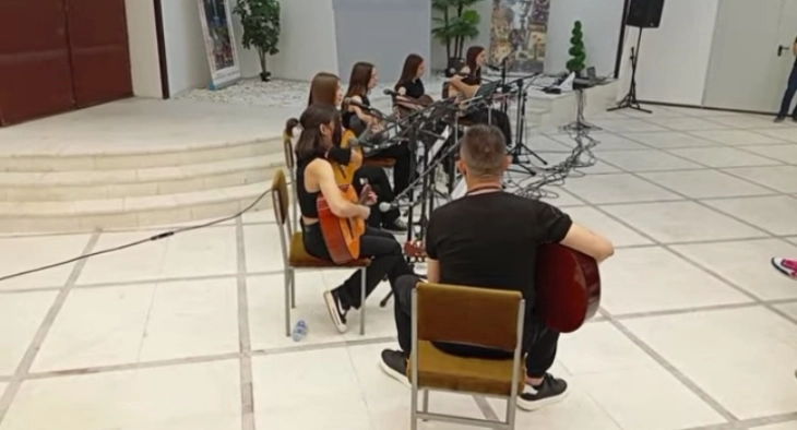 Во Делчево одржан концерт на Женски Гитаристички Квинтет при Дом на култура ,,Тошо Арсов