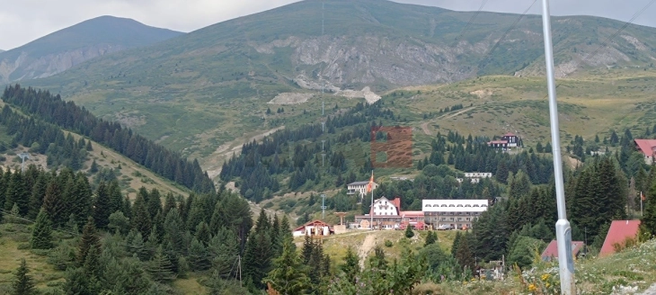 Променливо облачно со сончеви периоди, најмногу дожд на Попова Шапка