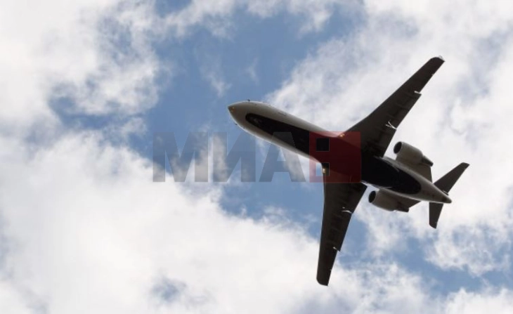 Lituania dhe Estonia ua kanë ndaluar fluturimet për Ficon dhe Vuçiqin gjatë rrugës për në Moskë