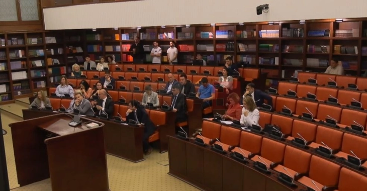 Измените на Законот за Инспекторат за употреба на јазиците го поминаа комисискиот филтер