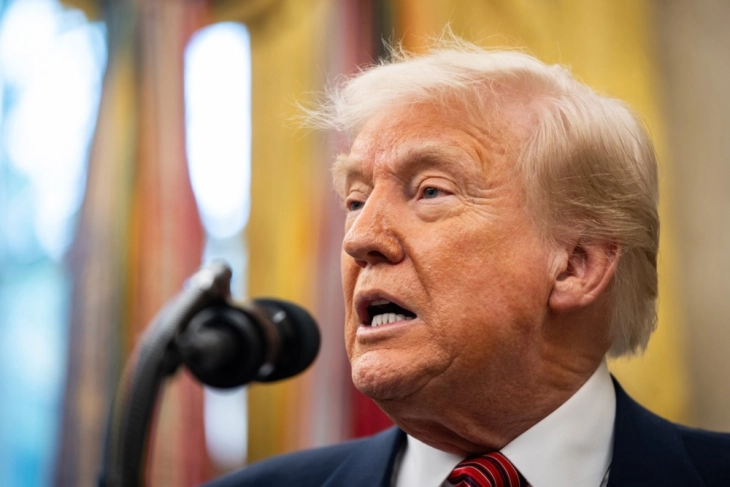 Трамп го претстави трговскиот договор со Велика Британија, за Стармер денот е „фантастичен и историски“