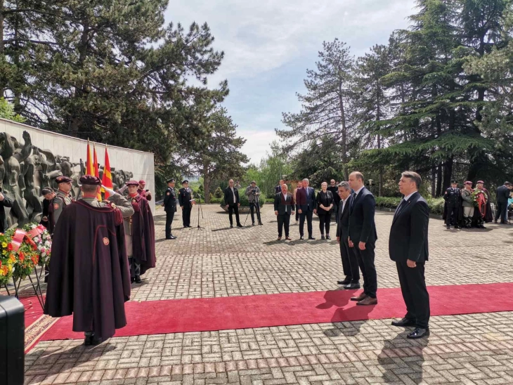 На партизанските гробишта во Бутел одбележани Денот на победата над фашизмот и Денот на Европа (видео)