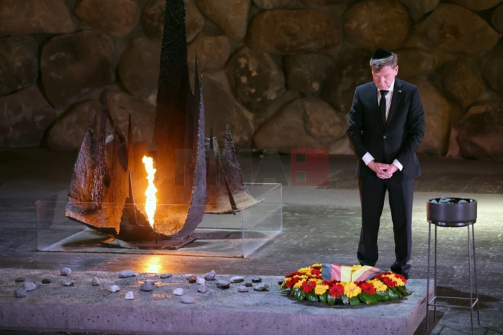 Германскиот министер за надворешни работи изрази „ужас и срам“ при посетата на Меморијалот на Холокаустот во Израел