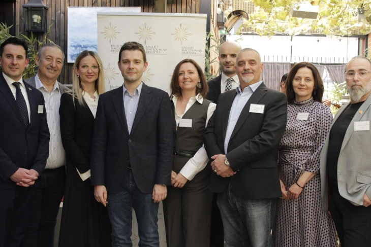 Средба на Муцунски со македонската дијаспора во Шведска