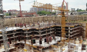 Бројот на одобренија за градење во март зголемен за 4.0 %, а на предвидената вредност на објектите за 244.2 %