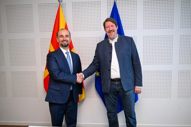 Murtezani - Vajc: Nevojitet qasje me përgjegjësi rreth vizionit të përbashkët për të ardhmen evropiane të vendit