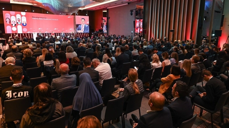 Самит на Македонија2025: Вториот ден во знакот на вештачката интелигенција, образованието, инвестициите и поврзаноста со дијаспората