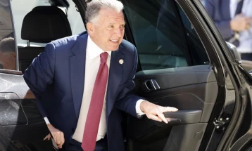 Виткоф и Келог ќе одат во Истанбул на потенцијалните разговори меѓу Русија и Украина