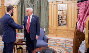 Трамп се сретна со сирискиот претседател ал-Шара во Саудиска Арабија