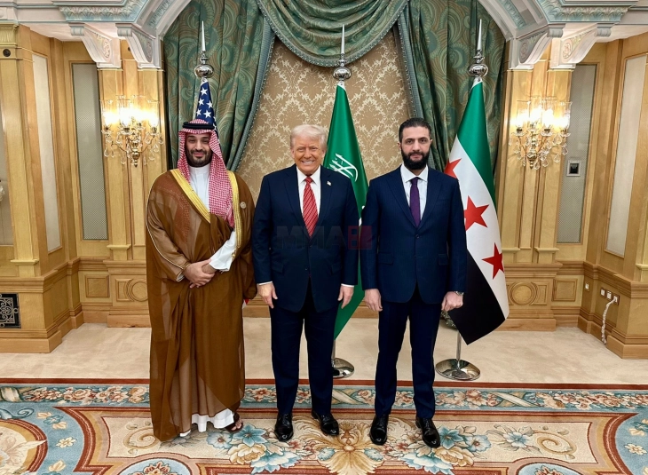 Трамп до Ал Шара: Можете да направите нешто историско во Сирија