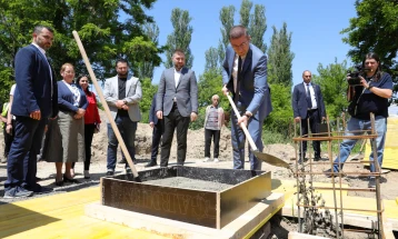 Училиштето „Гоце Делчев“ во Долно Лисиче добива нова спортска сала