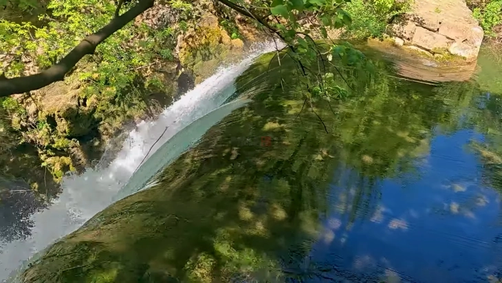 Реката Крчиќ и нејзините пет водопади - „неоткриен бисер“ за авантуристите