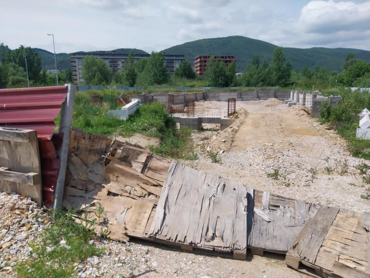 Костадинов: Кога власта не го гради затворениот базен во Струмица, нека не остават ние да го завршиме