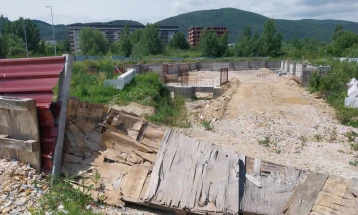 Костадинов: Кога власта не го гради затворениот базен во Струмица, нека не остават ние да го завршиме