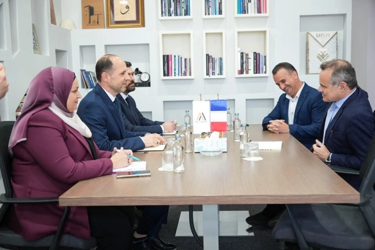 Zeqirija Ibrahimi takon ambasadorin francez, Kristof Le Rigoler