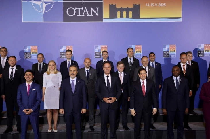 Рубио: Сите членки на НАТО на самитот во јуни ќе се согласат да издвојуваат пет проценти од БДП за одбрана