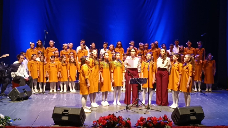 „Гласот на традицијата во детската душа“ концерт на детскиот хор „Крешендо“ од Тетово