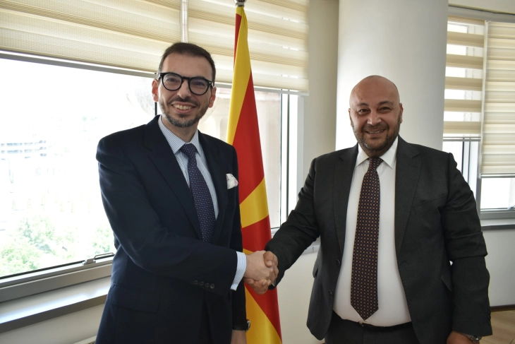 Костадиновски оствари работна средба со италијанскиот амбасадор Палминтери