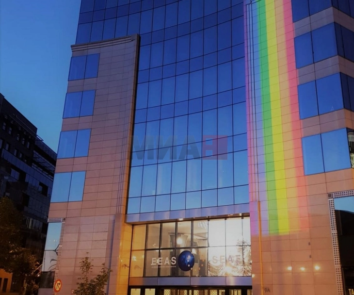 ЕК најави нова стратегија против дискриминацијата поради сексуална ориентација и родов идентитет 