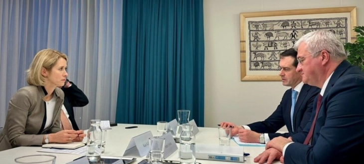 Сибиха и Калас разговараа за потребата од зголемување на притисокот врз Москва