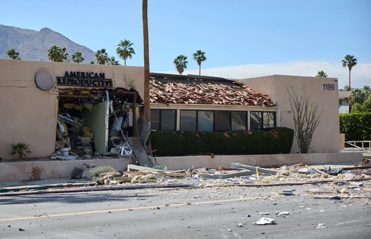 Бомба експлодира во Клиника за репродуктивно здравје во Калифорнија, еден загинат, петмина повредени