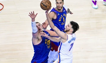 Оклахома го победи Денвер и се пласираше во полуфиналето на НБА плејофот