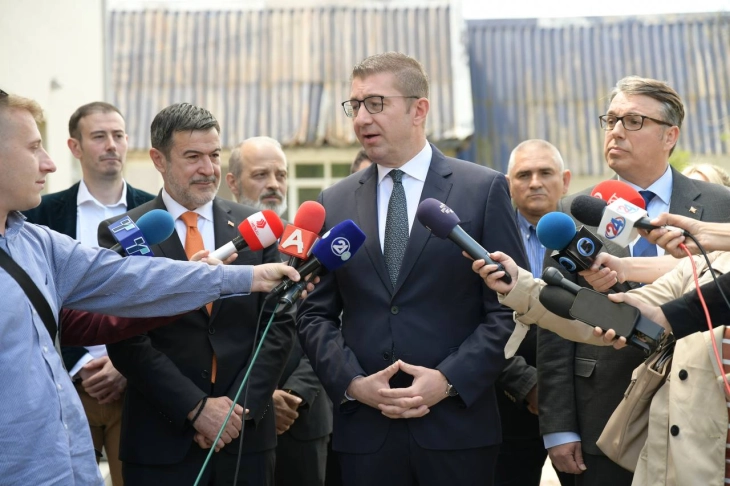 Мицкоски: Стратешкото партнерство носи бенефит за граѓаните - модернизација на железницата од Коридорот 10 и проекти во здравството