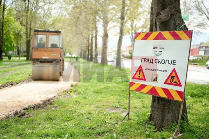 Vepra e skulptorit ukrainas Drozdovski në parkun në Çair