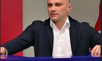 Филипче: Со ново задолжување од 6 милијарди евра јавниот долг ќе надмине 115% од БДП