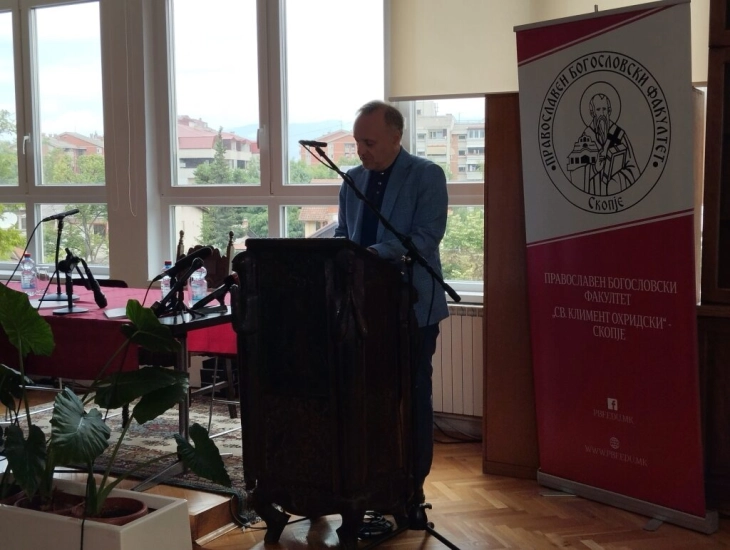 Панов: Делата на Св. Кирил и Методиј се особено важни во време кога се соочуваме со наметнат ревизонизам, негирање и оспорување на идентитетот