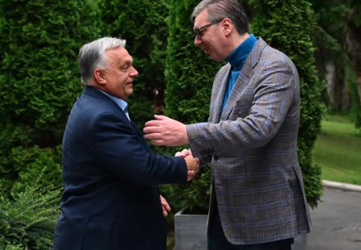 Средба на Вучиќ и на Орбан во Белград