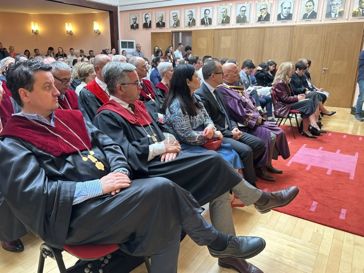 УКИМ е потсетник на долга историја на генерации професори и студенти, да работиме да се вброи на листата на најдобрите