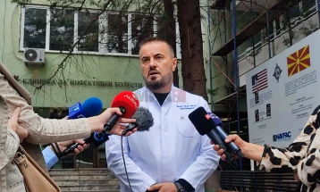 Цана: Пациентот со мајмунска сипаница е во добра здравствена состојба, вториот не се јавил на Инфективна за преглед