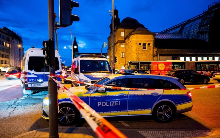 Во нападот со нож во Хамбург 17 повредени, од кои четворица се во животна опасност