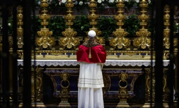 Папата Лав Четиринаесетти официјално го презеде епископскиот престол во Рим