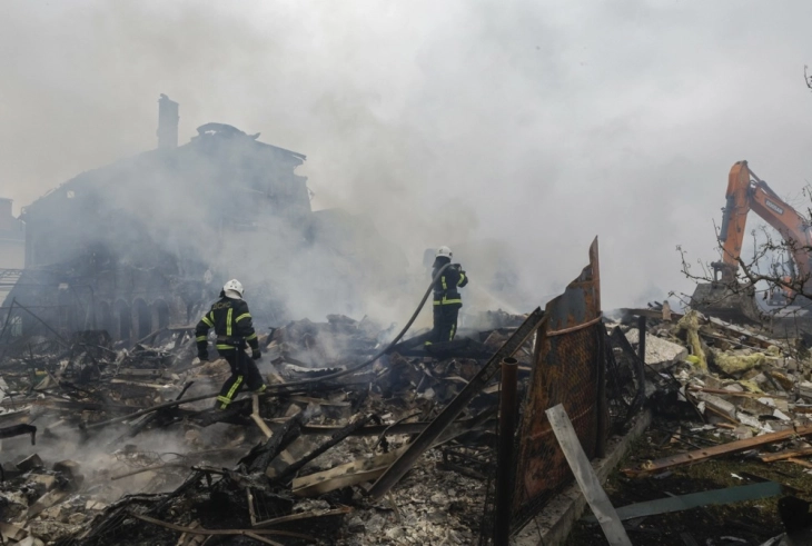 Ukraine reports third night of heavy Russian attacks