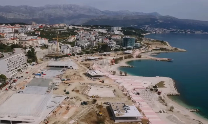 Реновирана легендарна плажа кај Сплит