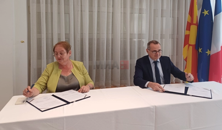 MASH: Gjuha frënge do të mësohet si lëndë me zgjedhje në klasën e pestë në shkollat ku ka interesim