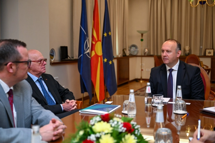 Честитка од Гаши до Ламерт за 25 години работа на Фондацијата Конрад Аденауер во Република Северна Македонија