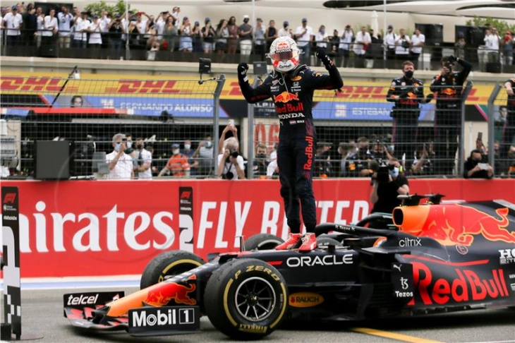 Верстапен: Не размислувам за титулата, одиме трка по трка