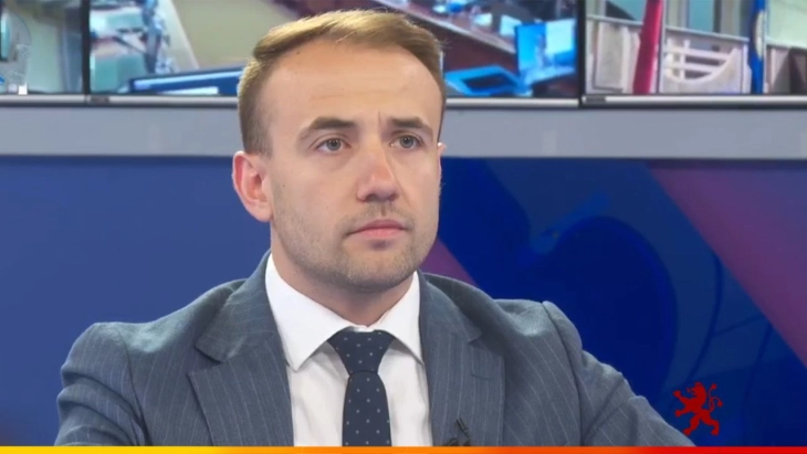 Стојаноски: Приоритет ни е да влеземе во ЕУ, но на достоинствен начин