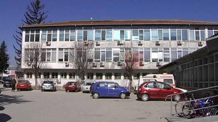 Një foshnjë pa shenja jete u dërgua në spitalin e Strugës