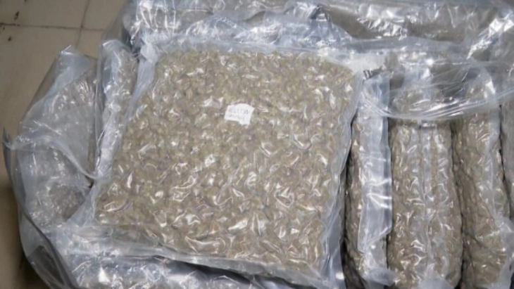 Новата дрога „Јелоу зуши“ пристигна и во Албанија