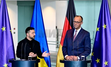 Германија и Украина потпишаа декларација за финансирање на производство на оружје со долг дострел во Украина