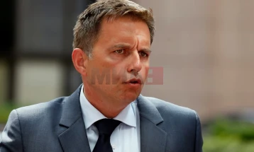 Гувернерот на словачката централна банка осуден за давање поткуп  